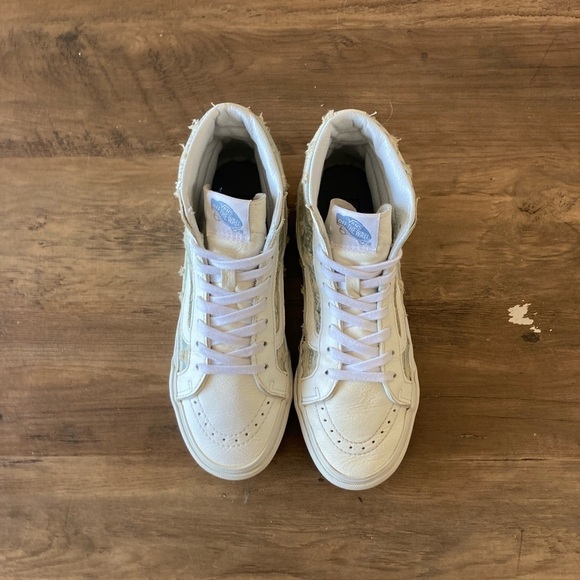 VANS Sk8 Hi Aztec Lace Design | High Top Skate Shoes | Women’s 6 - Picture 4 of 10